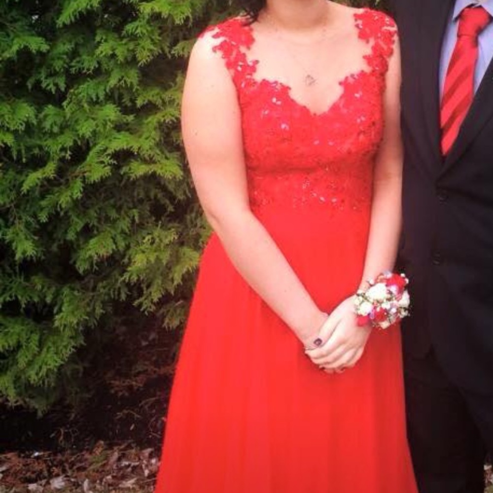 Red lace prom dress!